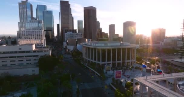 Los Angeles v centru s mrakodrapem. California LA, Los Angels centrum města. — Stock video