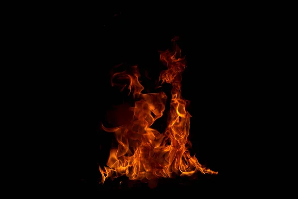 Ateş, yanan alev. Büyük yanan ateş.. — Stok fotoğraf