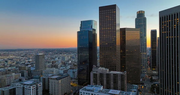 Los angeles panoramische Stadt. Skyline der Innenstadt von Los Angeles. — Stockfoto
