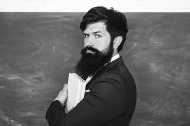 Okula ve mutlu zamanlara. Öğretmenlik işi - meslek ve öğrenme kavramı.