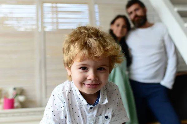 Children day. Happy family mother father and child son laughing and havig fun. Family Weekend. Portrair of cheerful parents and their little child. Funny kids face. — Stock Photo, Image