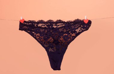 Kadınlar seksi iç çamaşırları. Kız için iç çamaşırı. Kadın iç çamaşırları ipte, seksi dantel iç çamaşırları.