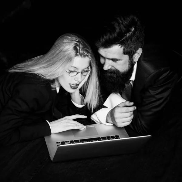 Business management. Working together on project. Two young business colleagues working on computer. — Stock Photo, Image