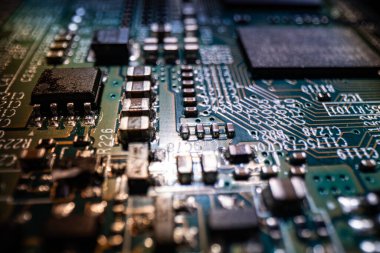 Devre kartı geçmişi. Elektronik devre kartı dokusu. Bilgisayar teknolojisi, dijital çip, elektronik model. Teknoloji dokusu. Dijital veriye sahip teknoloji sistemi.