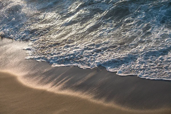 Água do mar ou do oceano, beira-mar de paisagens marinhas, incrível paisagem costeira. — Fotografia de Stock