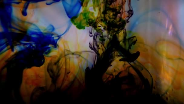 Смешивание Цветов Чернила Воде Абстрактная Акварельная Краска Выплескивается Воду Чернила — стоковое видео