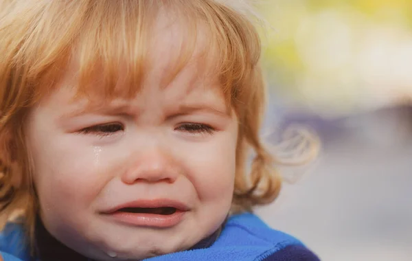 Choro Bebé Feche Retrato Uma Criança Chorando Conceito Infância Paternidade — Fotografia de Stock
