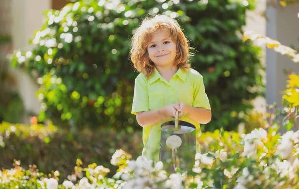 Cute Kid Watering Flowers Garden Summer Day Child Using Watering — Stock Photo, Image