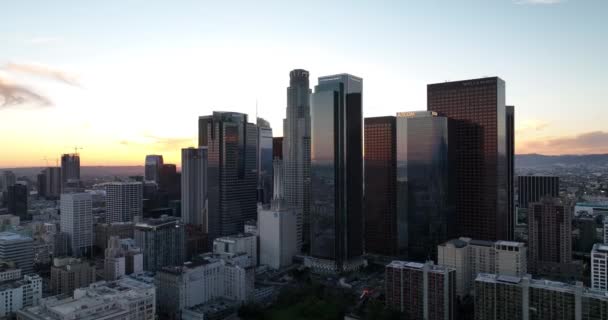Los Angeles Şehir Merkezinde Gökdelenleri Olan Bir Gökyüzü Los Angeles — Stok video