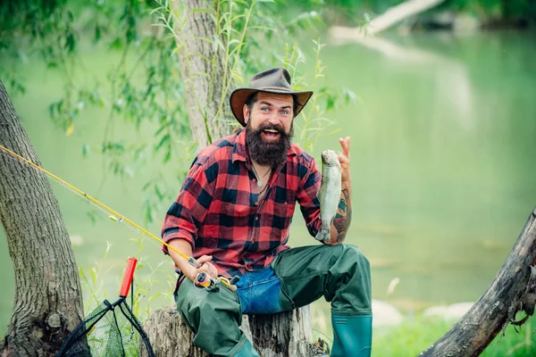 Fisherman Caught Fish Man Fishing River — Stockfoto
