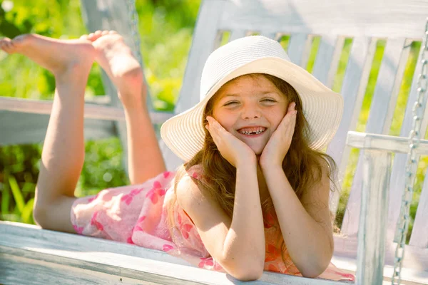 Child Swing Backyard Kid Playing Oudoor Happy Cute Little Girl — Stock Photo, Image