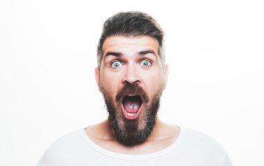 Şaşırmış sakallı adam, şaşırmış surat. Duygular insanlar konsepti