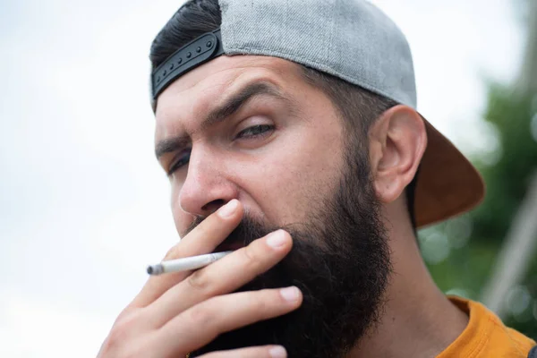 Hipster Fumar Tabaco Cannabis Medicinal Hábito Fumar Homem Maduro Moda — Fotografia de Stock