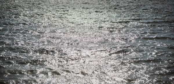 Abstrakt Hav Natur Bakgrund Vatten Vågor Solljus Med Kopieringsutrymme Tropisk — Stockfoto