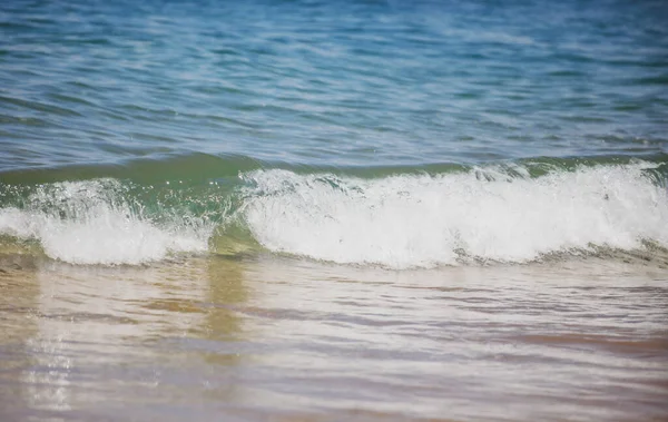 海水在波纹水的详细背景 海浪模式 — 图库照片