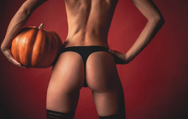 Titkait Mágia Boldog Halloween Női Szexi Szamár Pózol Sütőtök Modell — Stock Fotó