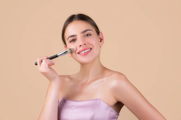 Belleza Mujer Cara Piel Sana Con Maquillaje Natural Belleza Fresca — Foto de Stock