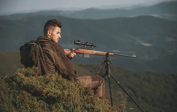 Braconnier Chasse Illégal Dans Forêt Chasseur Gros Gibier Petit Gibier — Photo