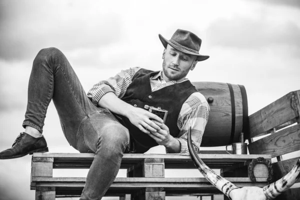 Example True Masculinity Cowboy Wearing Hat Western Life Unshaven Guy — Stock Photo, Image