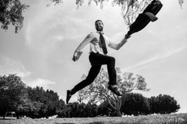 İşletme adamı. Açık havada iş adamıyla rekabet