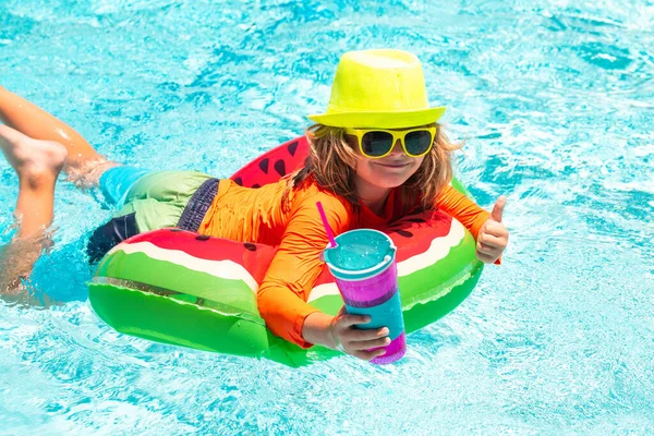 Children Swimming Pool Healthy Kids Lifestyle Summer Vacation Fun Cute — Stock Photo, Image