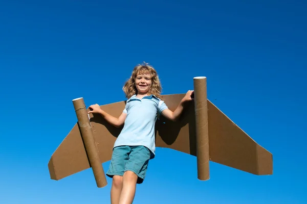 Kid Toy Jetpack Outdoor Child Playing Sky Cardboard Wings Spring — ストック写真