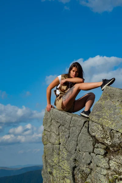Hipster Young Girl Enjoying Sunset Peak Mountain Tourist Traveler Background — Photo