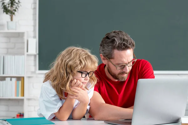 School Teacher Child Pupil Learning Laptop Computer Studying Online Education — Zdjęcie stockowe