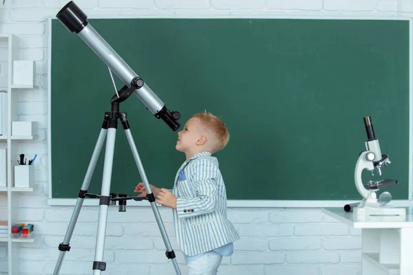 School Boy Telescope Learning Astronomy Lesson School — ストック写真
