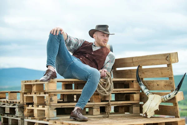 Portrait Farmer Cowboy Outdoor Stylish Sexy Man Looking Away — 图库照片