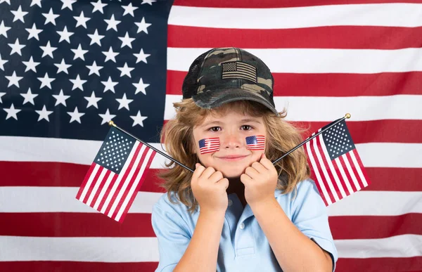 Παιδί Αμερικανός Πατριώτης Ημέρα Ανεξαρτησίας Ιουλίου Παιδί Αμερικανική Σημαία Αμερικανική — Φωτογραφία Αρχείου