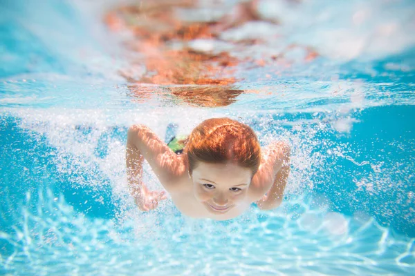 Young Boy Swim Dive Underwater Water Portrait Swim Pool Child — Stockfoto