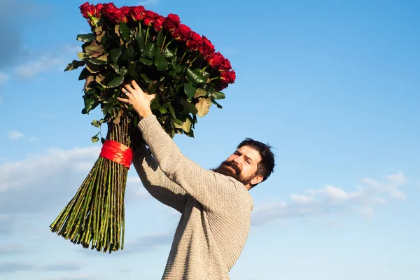 Man Flowers Roses Happy Man Holds Large Bouquet Red Roses — Photo