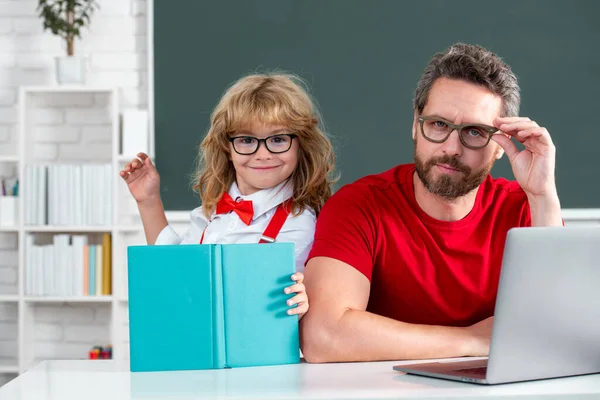 School Teacher Child Pupil Classroom Funny Happy Elementary School Boy — Stock Photo, Image