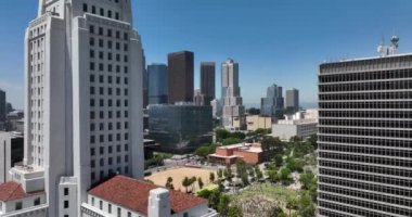 Los Angeles şehir merkezi silueti, İHA 'yla Los Angeles uçuşu, en iyi hava manzarası. Los Angeles, CA, ABD, 10 Mayıs 2022