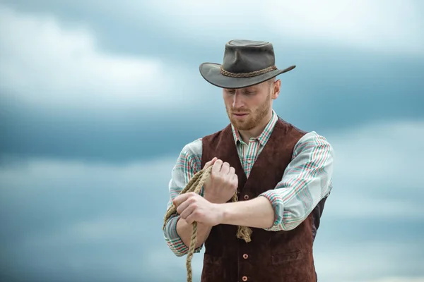 Cowboy Bauer Auf Dem Land Mit Westlichem Cowboyhut American Male — Stockfoto