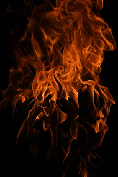 Hořící Oheň Oheň Zářící Černém Pozadí — Stock fotografie
