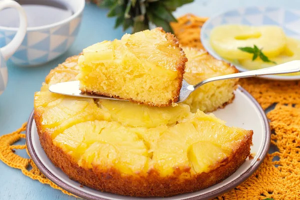 Zoet Ondersteboven Cake Met Ananas Karamel — Stockfoto