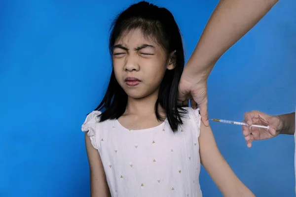 Cute Young Asian Girl White Dress Getting Flu Vaccination Shot — Stock Photo, Image