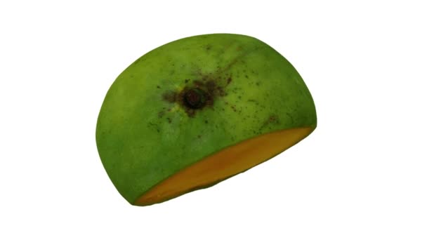 真实渲染的旋转切割菲律宾绿色芒果 Katchamitha品种 的白色背景 视频是无缝循环的 3D对象被扫描从一个真正的芒果 — 图库视频影像