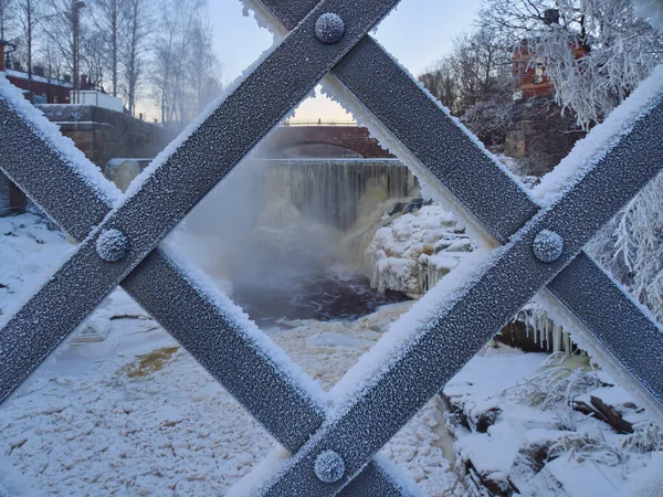 Vízesés Vanhankaupunginkoski Toukolában Finn Városban Helsinki Esővíz Fagyos Téli Este — Stock Fotó