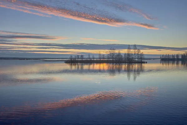 Amanhecer Atrás Lago Natureza Norte Europa Paisagem Matinal Reflexão Céu — Fotografia de Stock