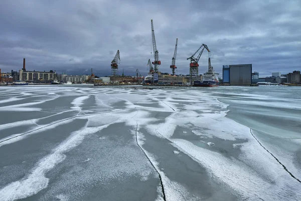 Hietalahti Astillero Lansisatama Puerto Oeste Capital Finlandesa Helsinki Invierno Hielo — Foto de Stock