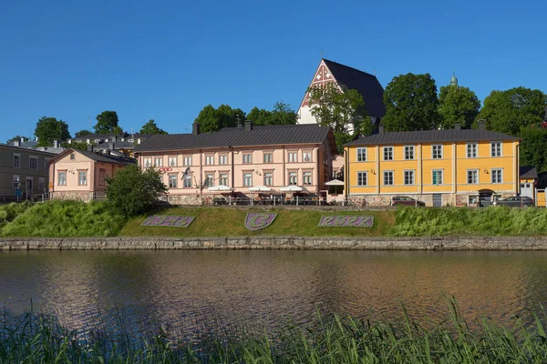 Panorama Vieille Ville Finlandaise Porvoo Été Journée Ensoleillée Rivière Pont — Photo