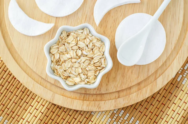 Pequena Tigela Com Aveia Máscara Caseira Tratamento Beleza Natural Receita — Fotografia de Stock