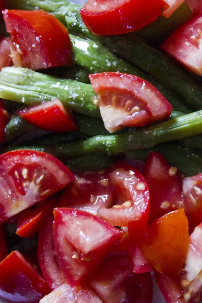 Tomaten-Spargel-Salat — Stockfoto