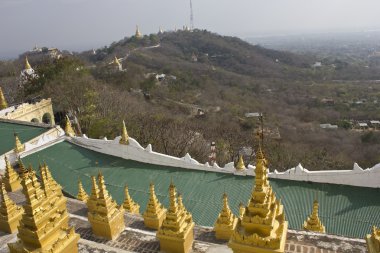 U Min Thonze Buddhist Temple on Sagaing Hill clipart