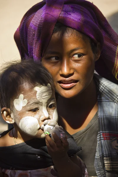 Poverty through Childs eye — Stock Photo, Image