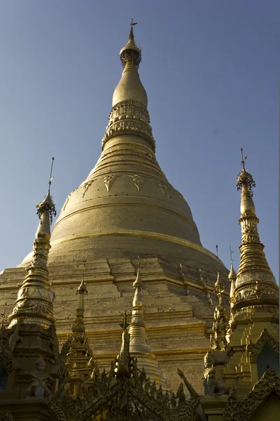 Shwedagon pagoda, myanmar altın sembolü — Stok fotoğraf