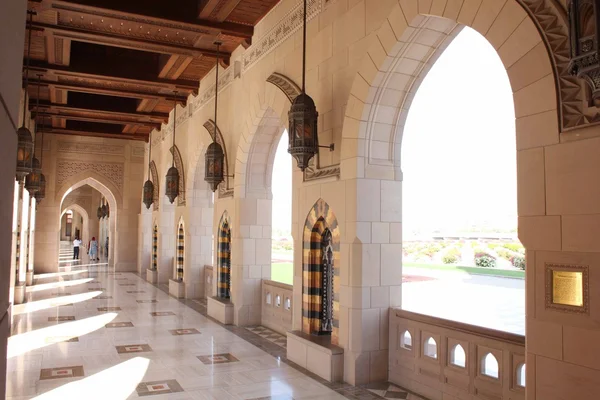 Sultan Qaboos grand Mosque Architectural detail — Stock Photo, Image